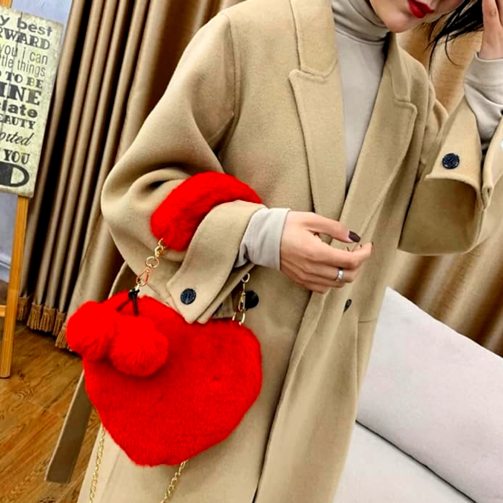Plush Pretty Faux Fur Heart Purse